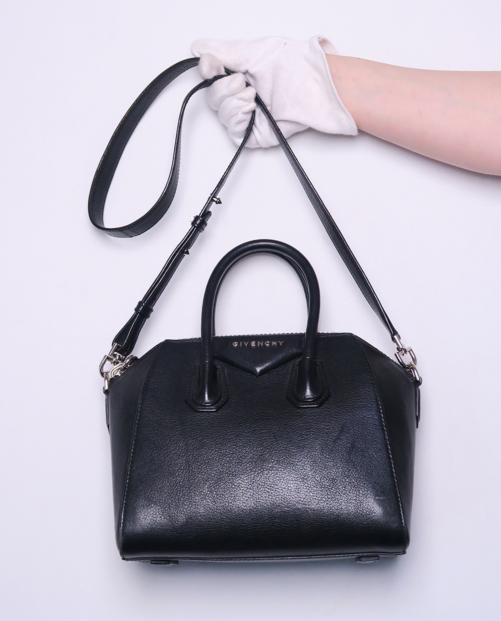 Mini on sale antigona givenchy